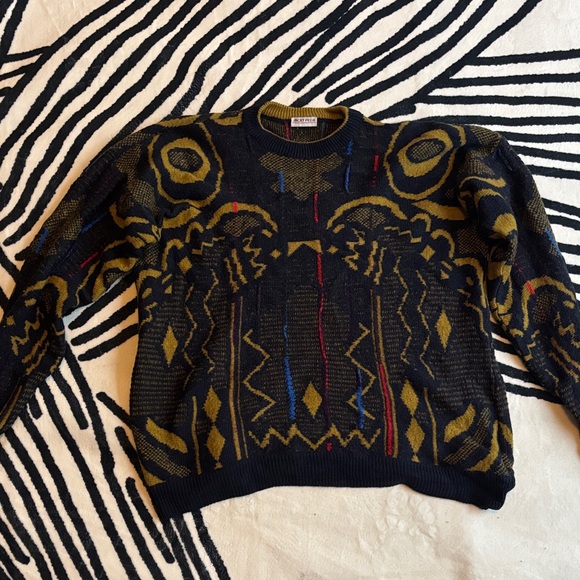 Other - Vintage Black and Gold Sweater